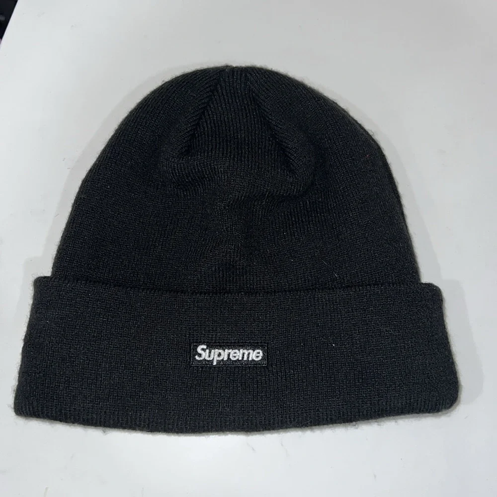 Supreme x New era S logo beanie - Picture 2 of 2
